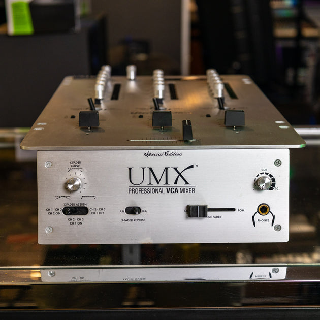 Gemini UMXSE Professional VCA DJ Mixer (Special Edition) Used Music City Canada