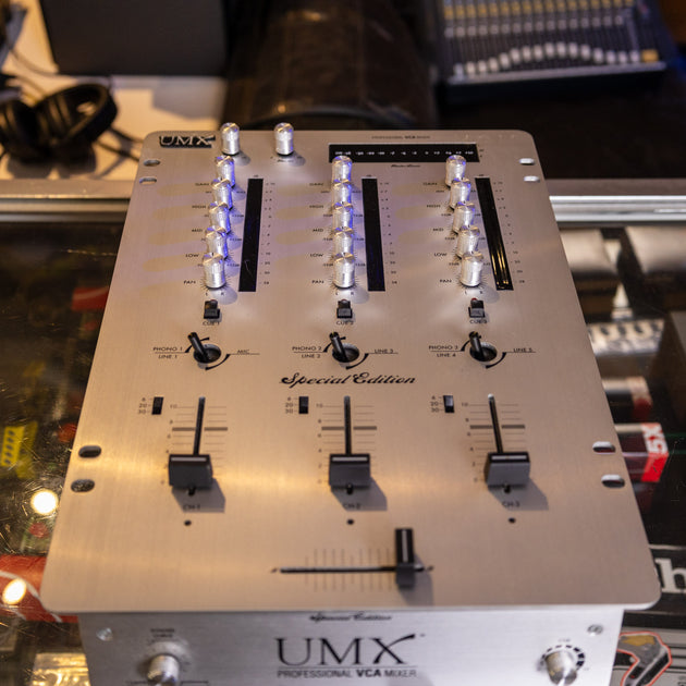 Gemini UMXSE Professional VCA DJ Mixer (Special Edition) Used Music City Canada
