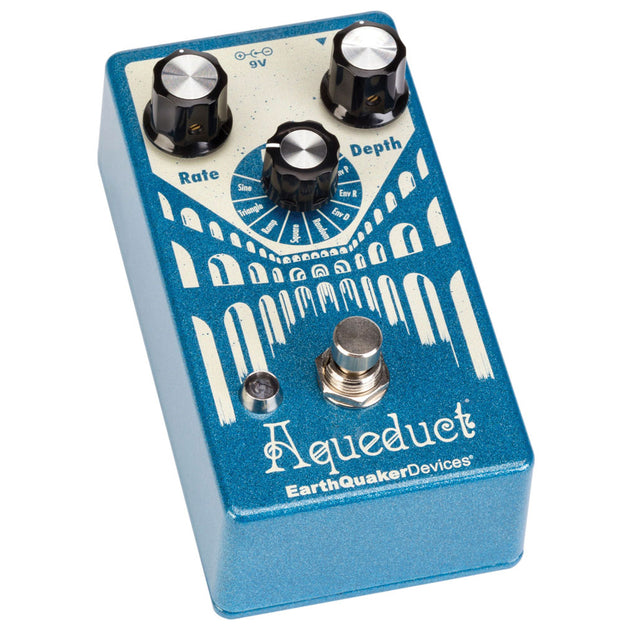 Earthquaker Devices Aqueduct Vintage-Inspired Pitch Vibrato Pedal