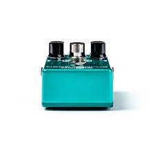 MXR M83 Bass Chorus Deluxe Pedal – Music City Canada