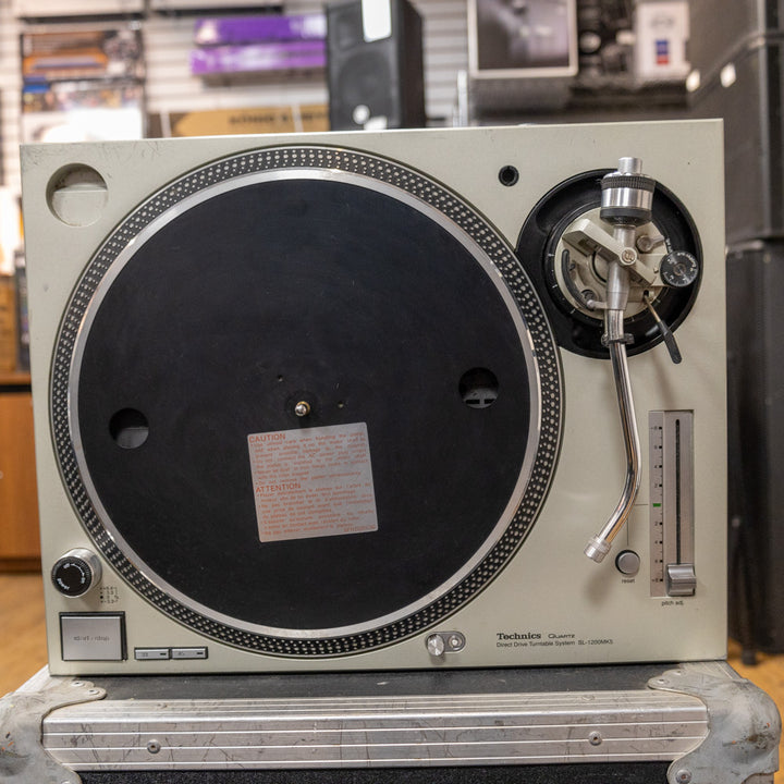 Technics SL-1200 MK5 Turntable Silver SN GE6JE01141 R - Used