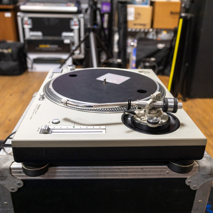 Technics SL-1200 MK5 Turntable Silver SN GE6JE01141 R - Used