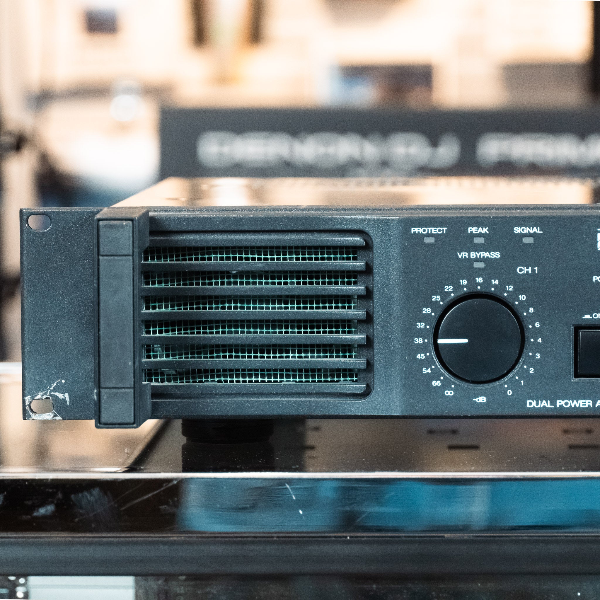TOA IP-300D Dual Power Amplifier (used) – Music City Canada