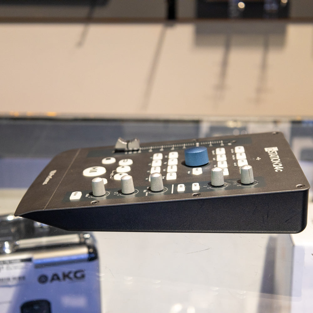 PreSonus - io Station 24c - Used