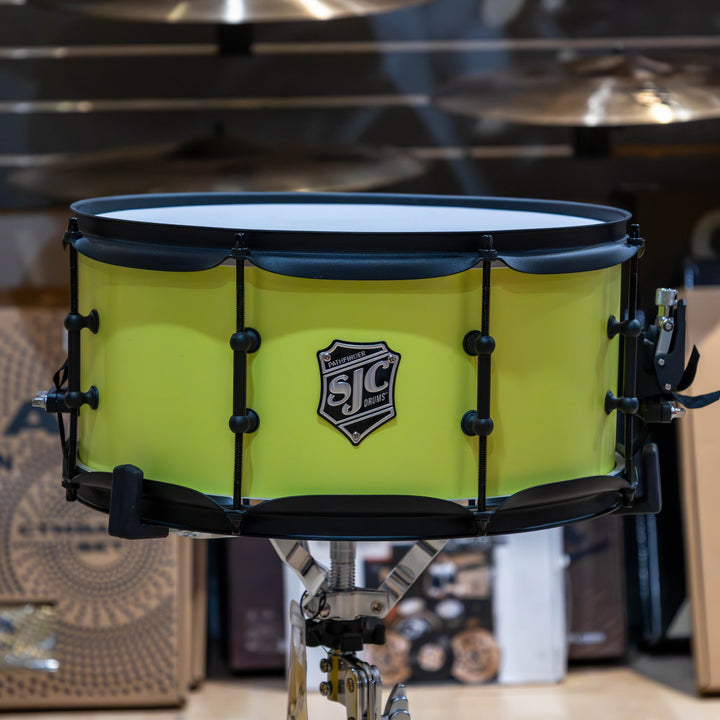 SJC Drums PFS6514FBSLWBJ Pathfinder Snare Drum 6.5x14 - Sublime Lime, Black HW