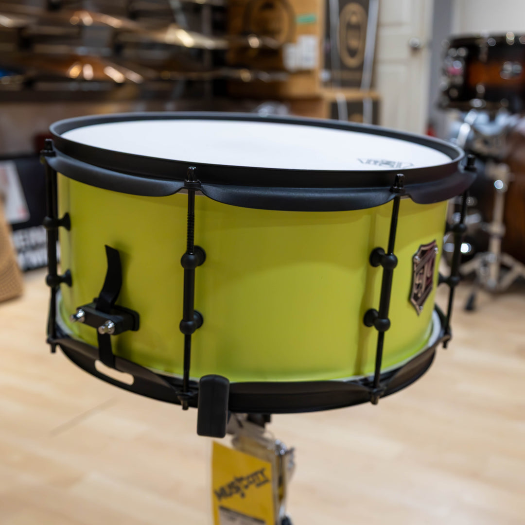 SJC Drums PFS6514FBSLWBJ Pathfinder Snare Drum 6.5x14 - Sublime Lime, Black HW