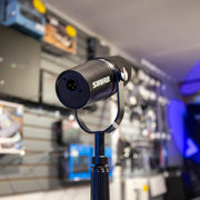 Shure MV7X Podcast XLR Microphone (Demo)
