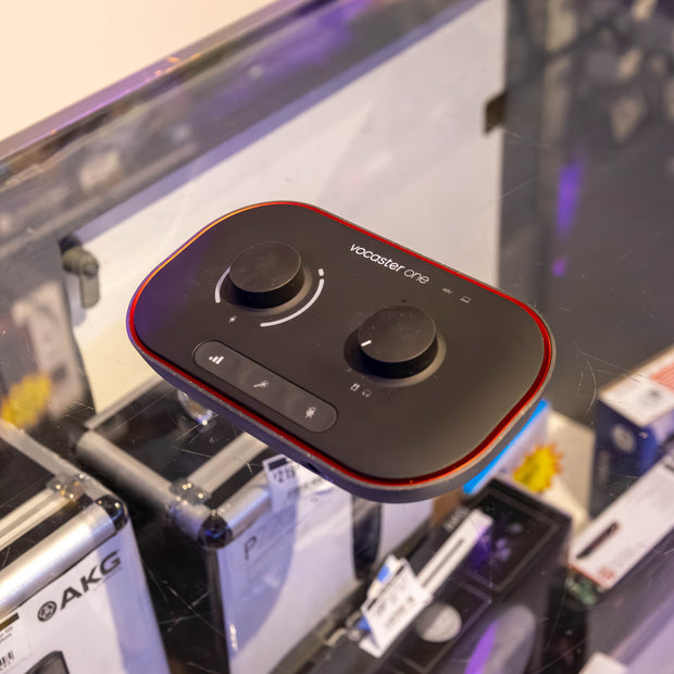 Focusrite Vocaster One - The Podcast Interface for Solo Content Creators (Demo)