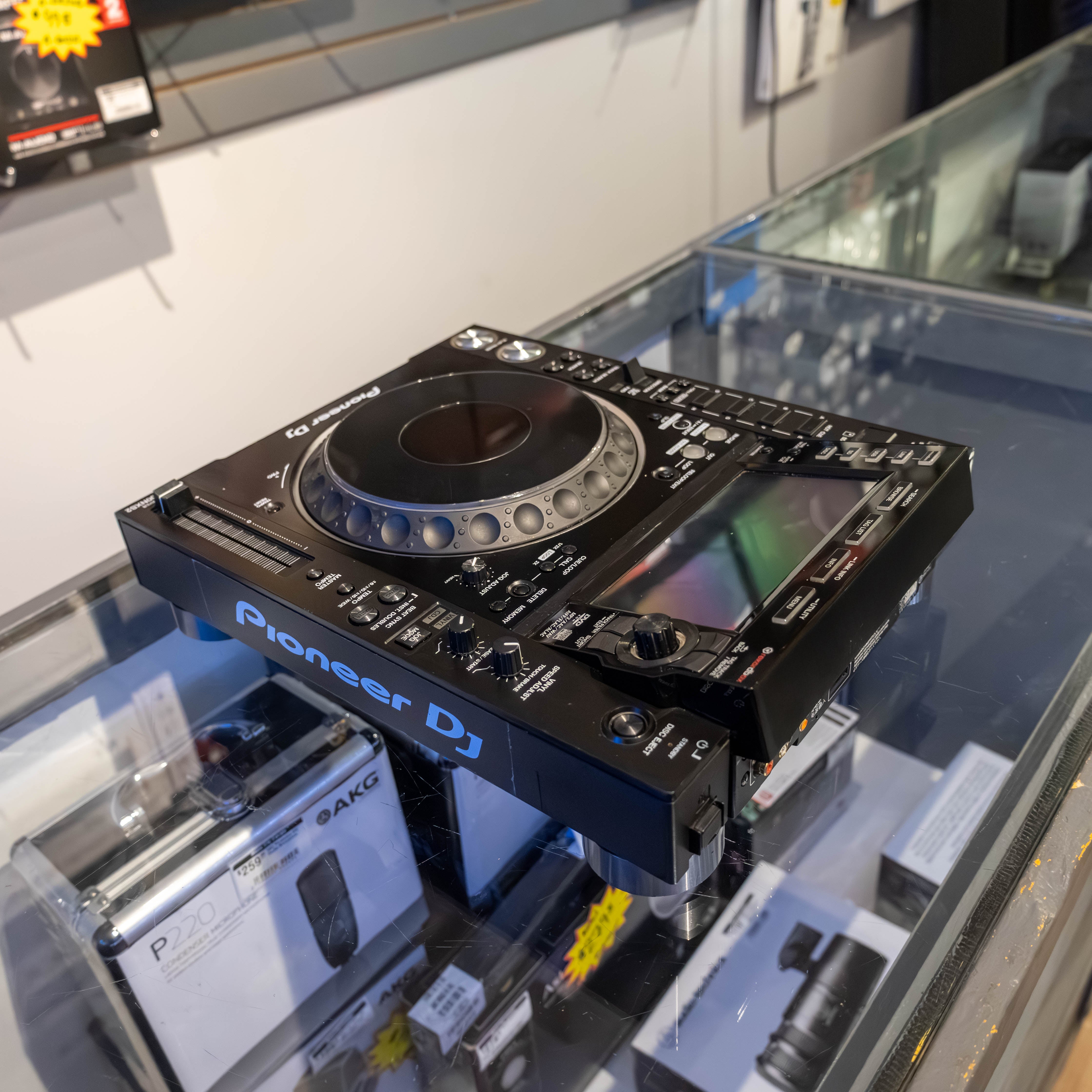 Pioneer DJ CDJ 2000 NXS2 Player (Used) – Music City Canada