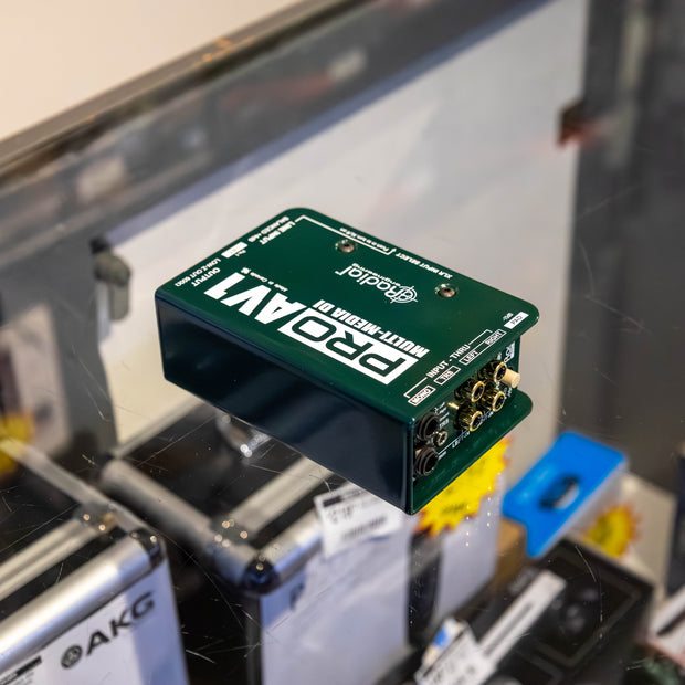 Radial ProAV1 - Audio/Video Passive Direct Box (Demo)