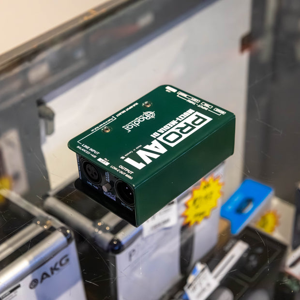 Radial ProAV1 - Audio/Video Passive Direct Box (Demo)