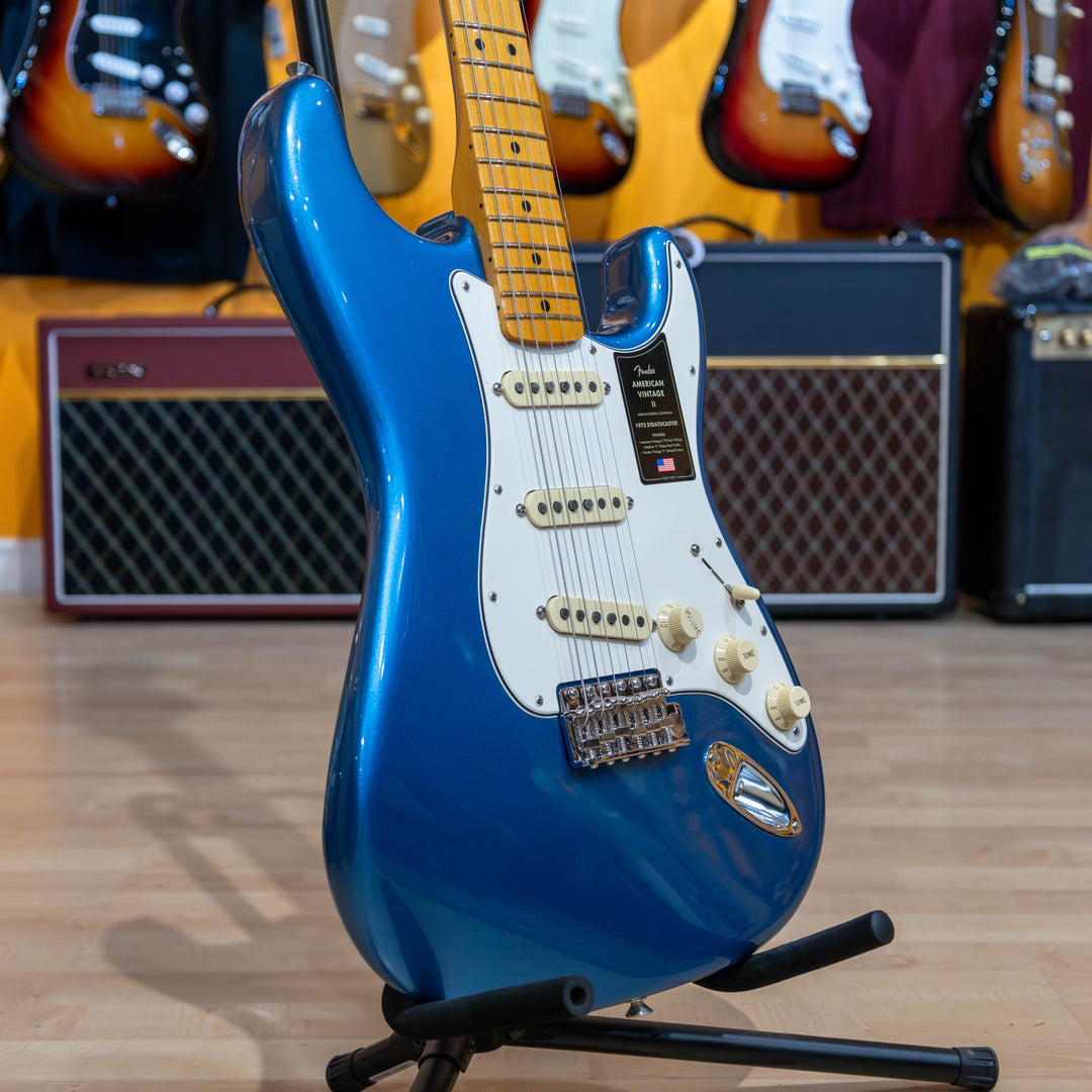 Fender American Vintage II '73 Stratocaster (Lake Placid Blue) Electric Guitar