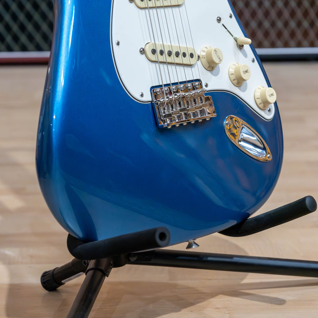 Fender American Vintage II '73 Stratocaster (Lake Placid Blue) Electric Guitar