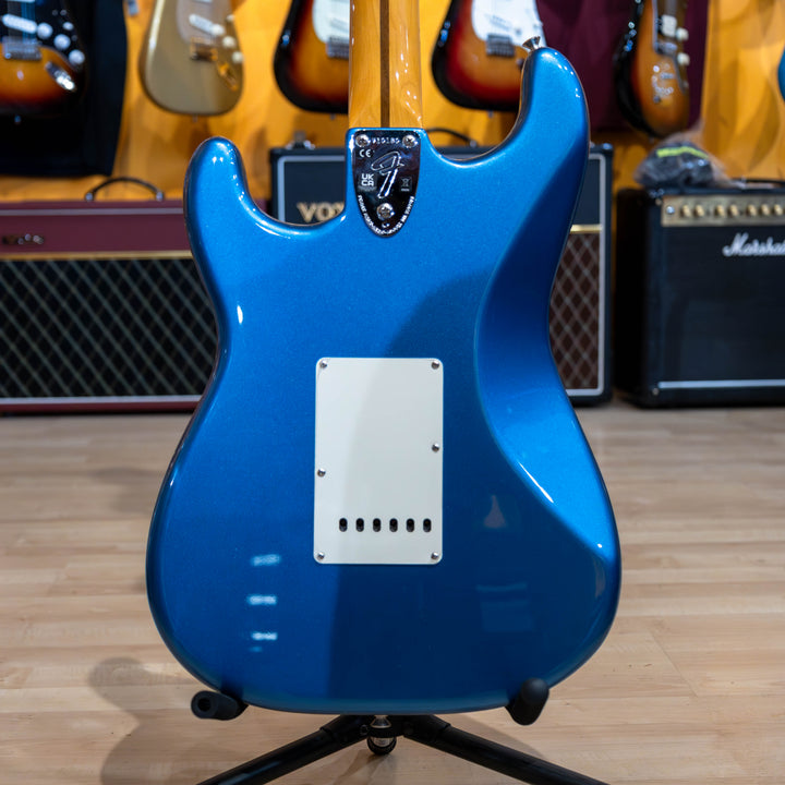 Fender American Vintage II '73 Stratocaster (Lake Placid Blue) Electric Guitar