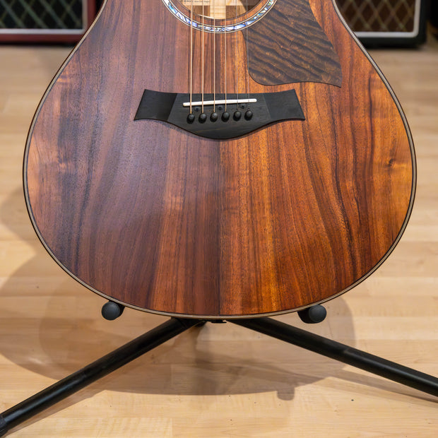 Taylor Guitars 722ce, Hawaiian Koa Top, Hawaiian Koa Back and Sides, West African Crelicam Ebony Fretboard, Expression System ® 2 Electronics, Venetian Cutaway with Taylor Deluxe Hardshell Brown Case