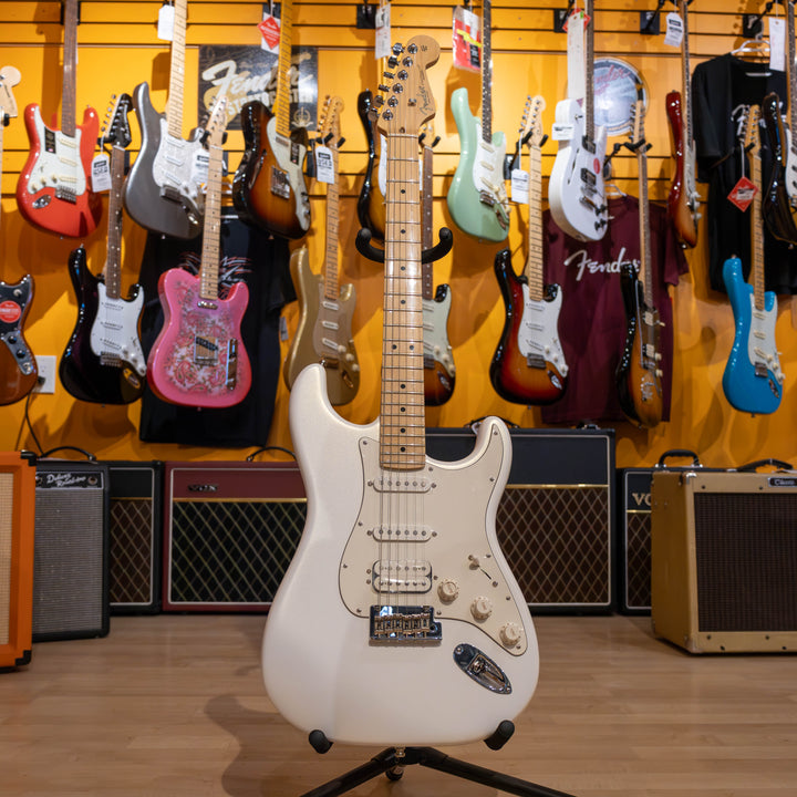 Fender Juanes Stratocaster (Luna White) Electric Guitar