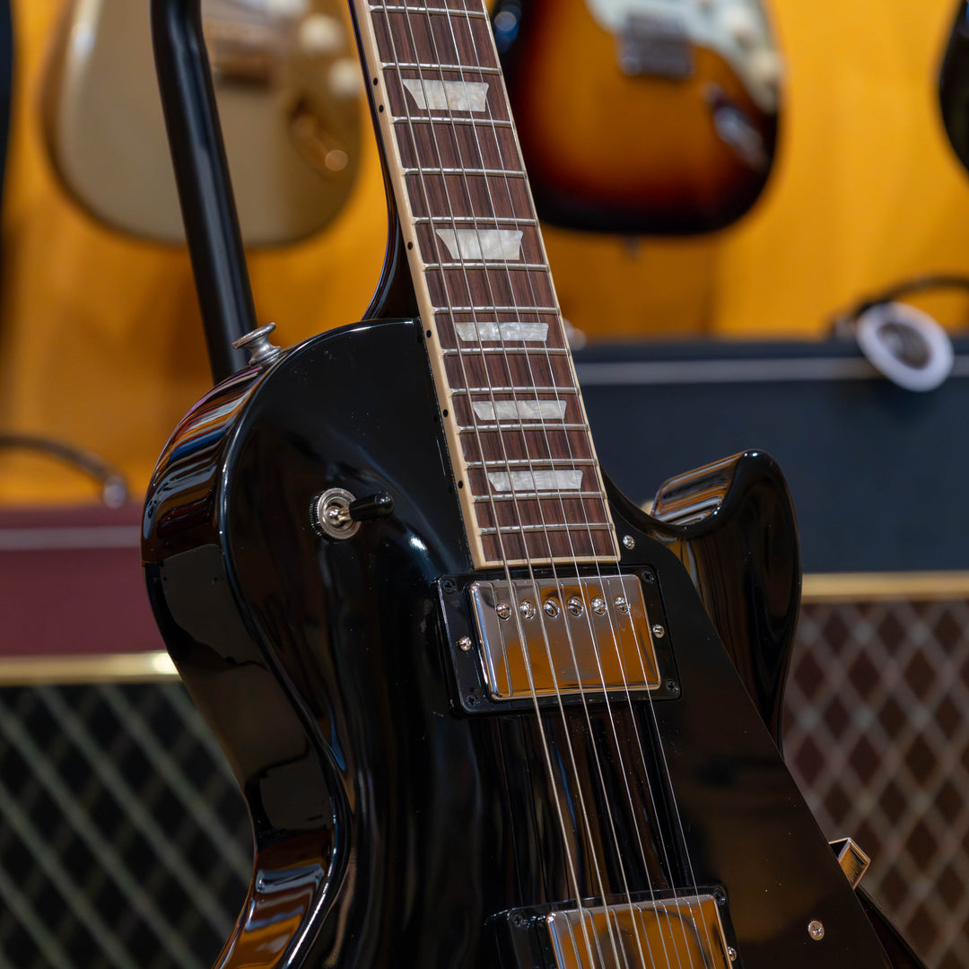 Gibson Les Paul Studio Electric Guitar with Softshell Case - Ebony