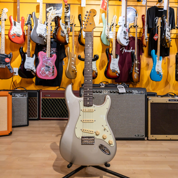 ギター Fender Robert Cray Stratocaster Robert Cray Signature Stratocaster® | Artist Series | Fender