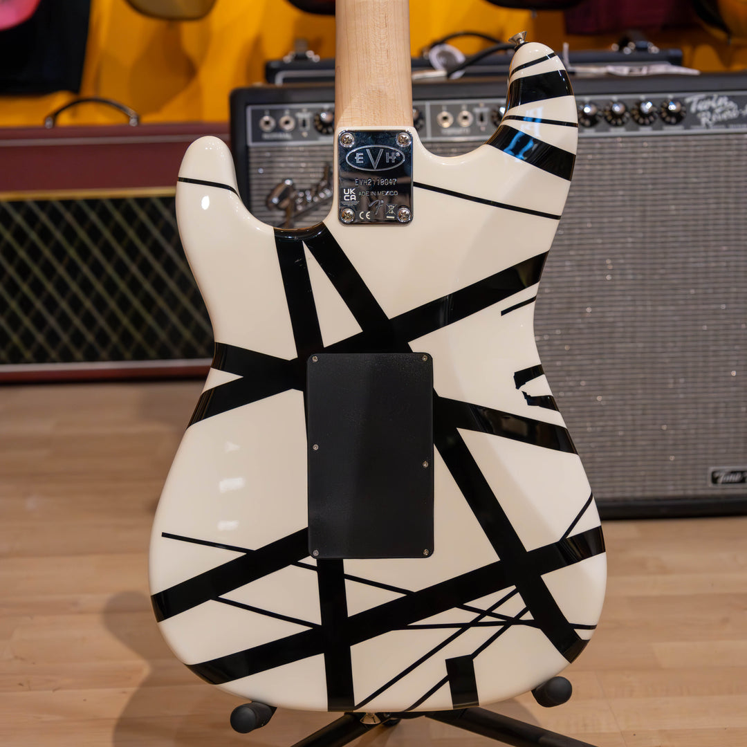 EVH Striped Series Electric Guitar (Black & White) 5107902576