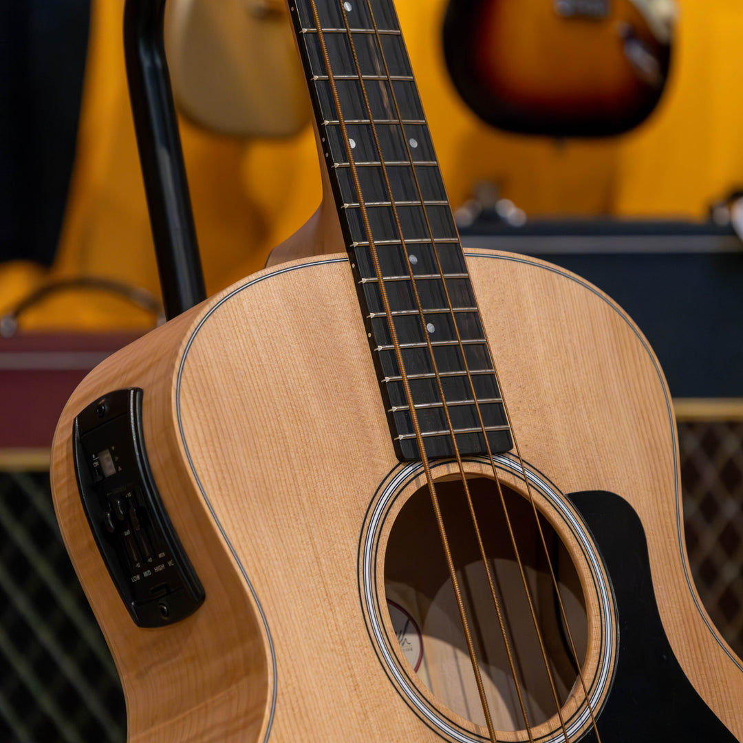 Taylor GS Mini-e Maple 4-String Acoustic Bass Guitar - Sitka Spruce Top