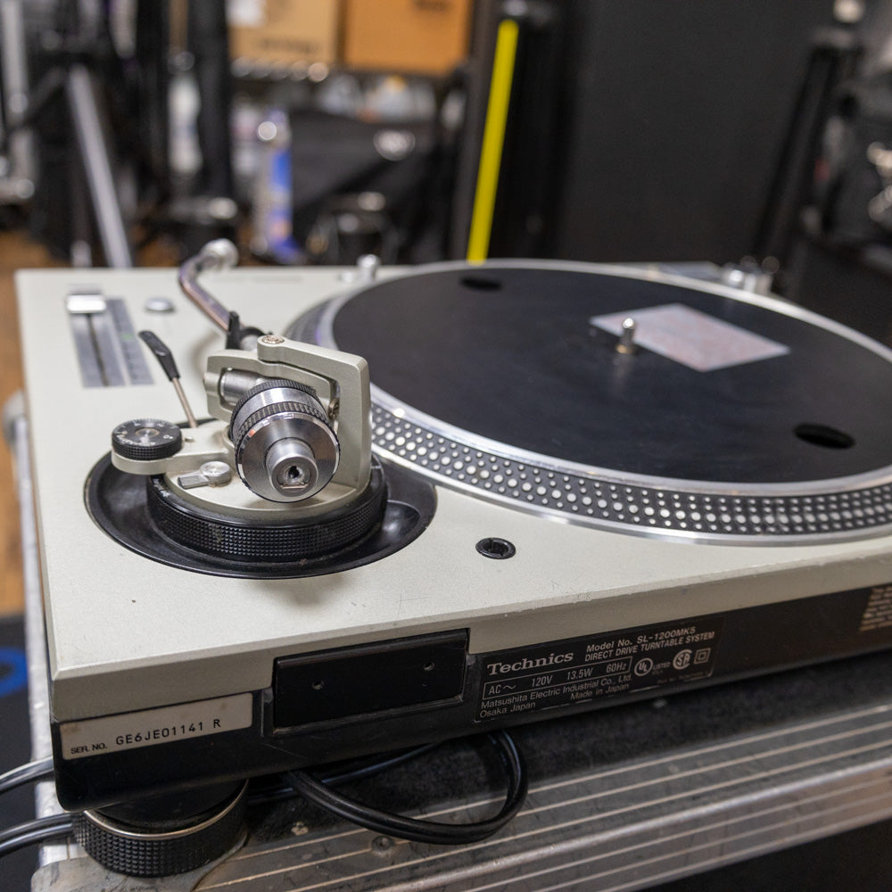 Technics SL-1200 MK5 Turntable Silver SN GE6JE01141 R - Used