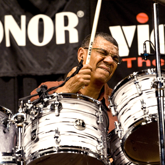 Vic Firth SJD Jack Dejohnette Signature Series Drumsticks White