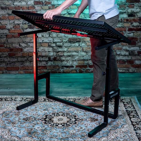 Quiklok DJ233 Height adjustable, foldable multipurpose table/workstation