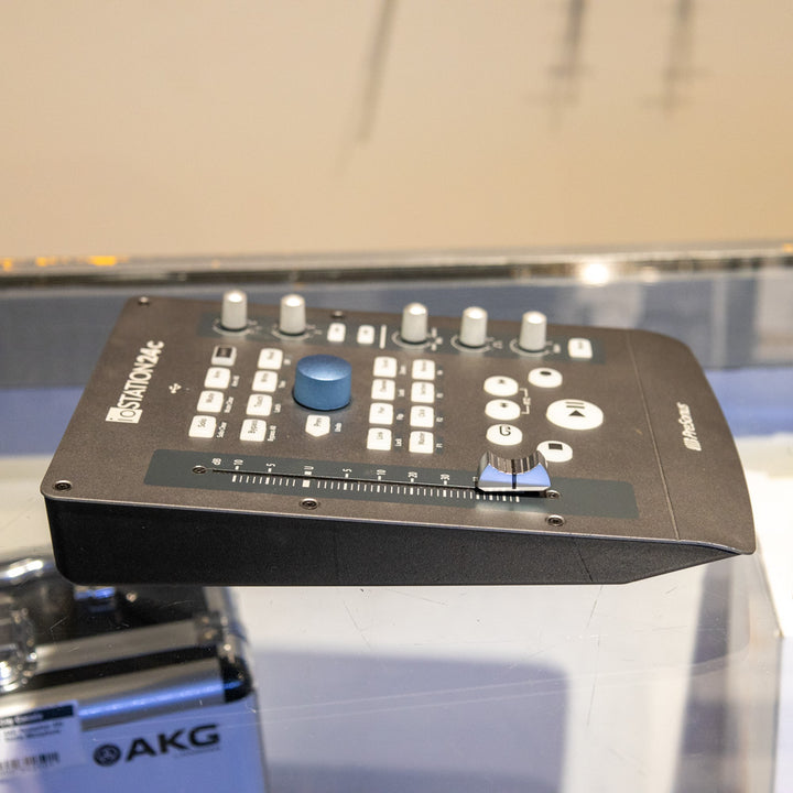 PreSonus - io Station 24c - Used