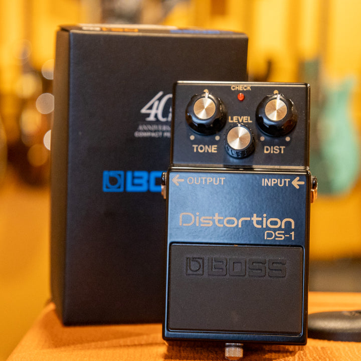 Boss - DS1 / 40th Anniversary Distortion (Black ) w/ Box & User Guide - USED