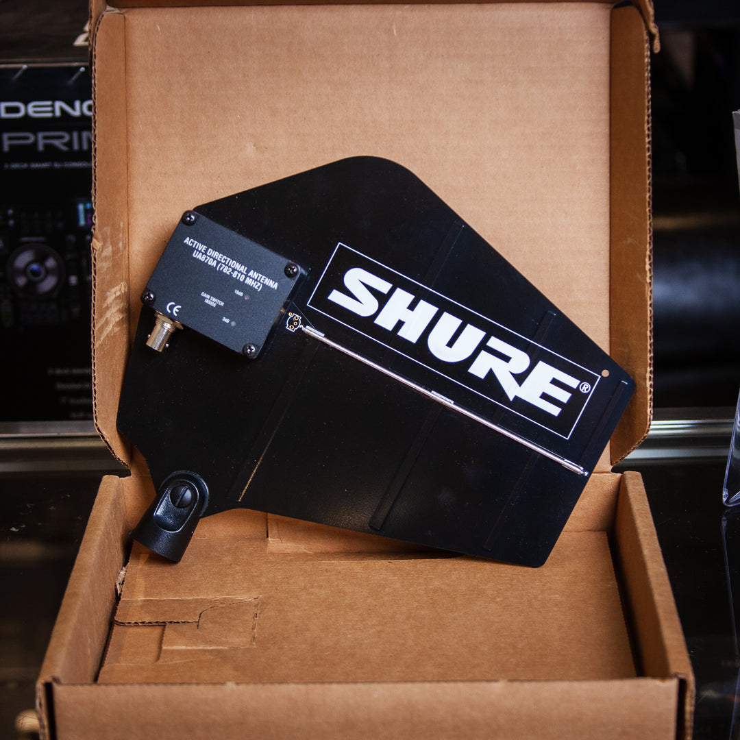 Shure UA870A Active Directional Antenna - Open Box