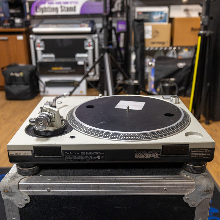 Technics SL-1200 MK5 Turntable Silver SN GE6JE01141 R - Used