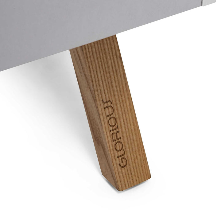 Glorious Turntable Lowboard Turntable & Vinyl Furniture