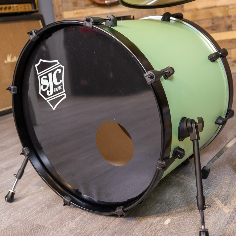 SJC Drums PFK322FBCMWBJ Pathfinder 3pc Kit (8x12,14x16,18x22) - Cosmic Mint, Black HW
