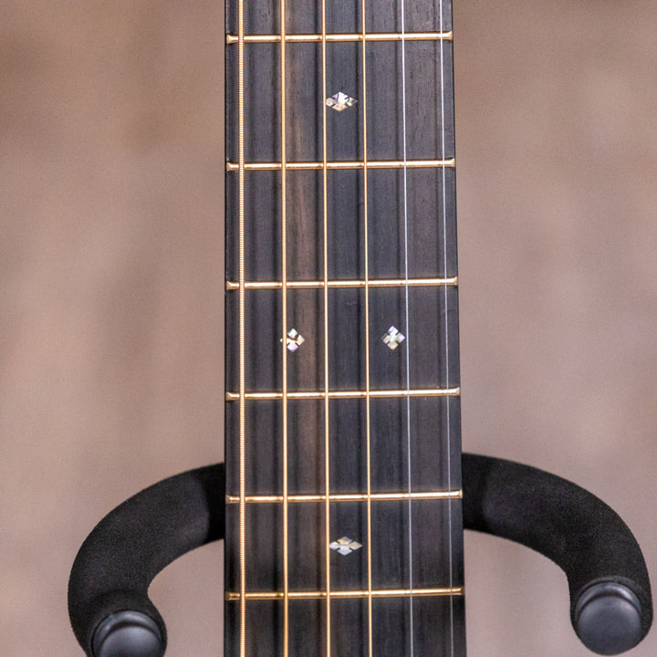 Martin 00-12 28 Modern Deluxe Guitar
