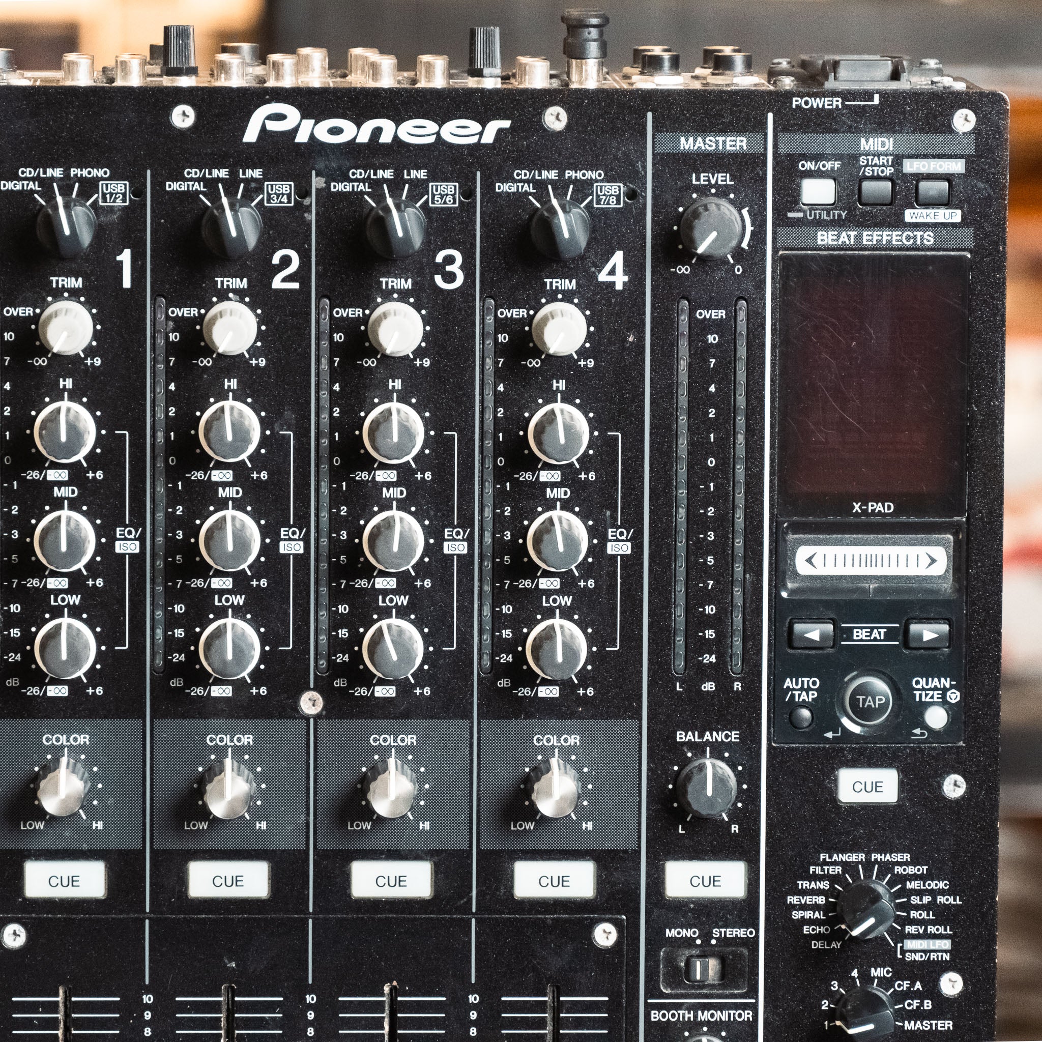 Pioneer DJ DJM-900NXS 4-Channel Club Digital Mixer - Used – Music