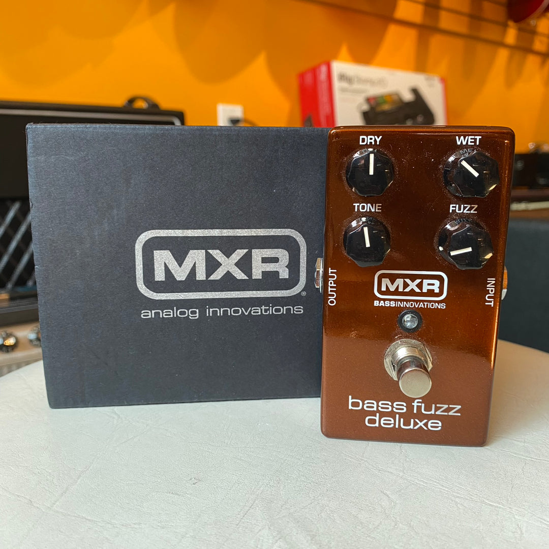 MXR - M84 Bass Fuzz Deluxe  w/ Box - Floor DEMO - Used