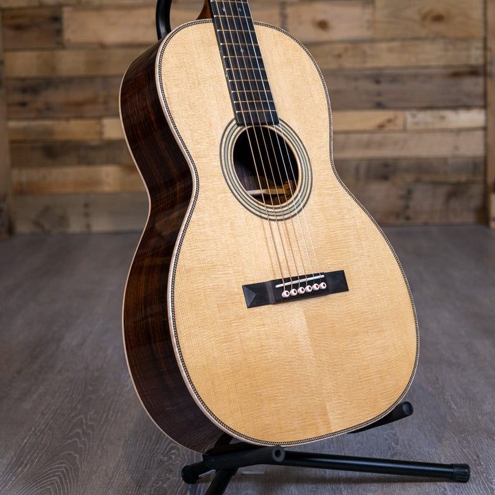 Martin 00-12 28 Modern Deluxe Guitar