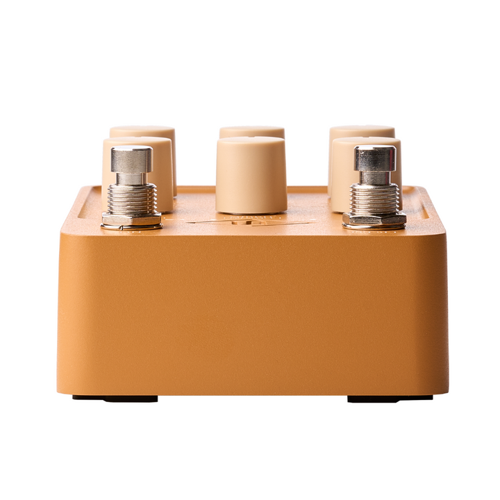UAFX Enigmatic '82 Overdrive Special Amp

Get the mythical tones that enchanted legends. 

The Enigmatic ‘82 Overdrive Special Amp lets you experience the heavenly tube amp sound that captivated legends like John Mayer, Stevie Ray Vaughan, RobbenFord, Larry Carlton, Joe Bonamassa, and Carlos Santana.

Perfectly capturing not one, but numerous customOverdrive Special amps spanning 30 years — with their fabled touch-sensitivity, colorful preamp choices, tone stack mods, plus carefully curated mic and speaker 