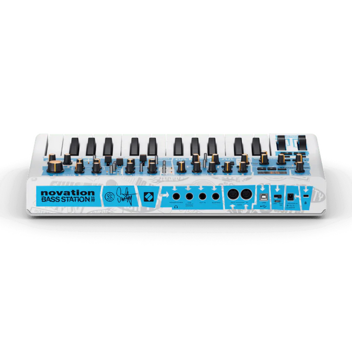 Novation BassStation-II-Swifty 25-Key Analog Bass Monosynth - Swifty Edition