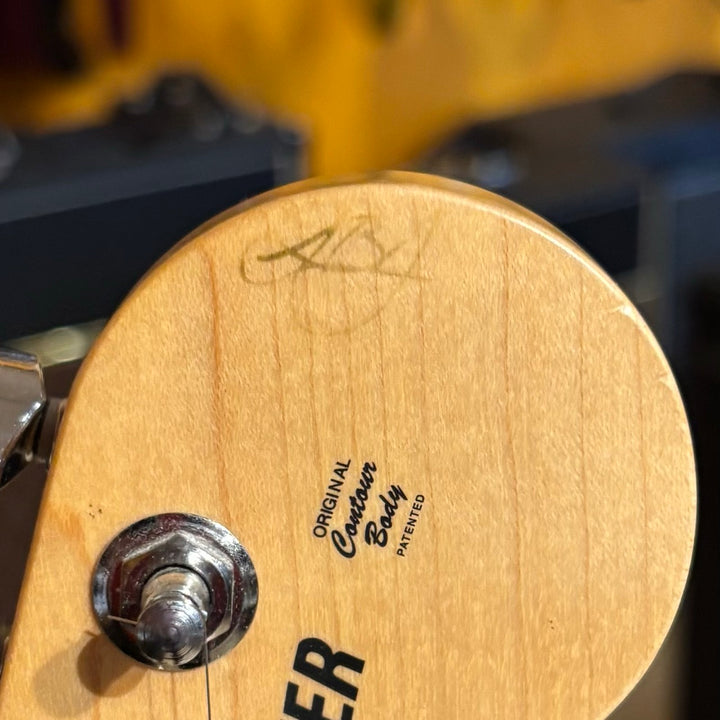 Fender - AM Special w/ C. Shop Texas Special P-ups - Greasebucket Circuits & HD Case (2018-Walnut) - USED
