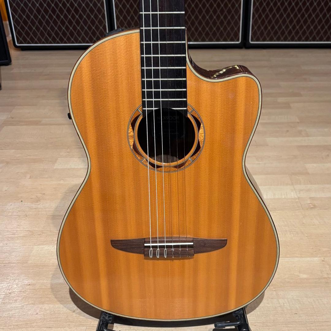 Yamaha - NCX-900R Cutaway Classical Acoustic - Electric w/ HD Case (Natural) - USED