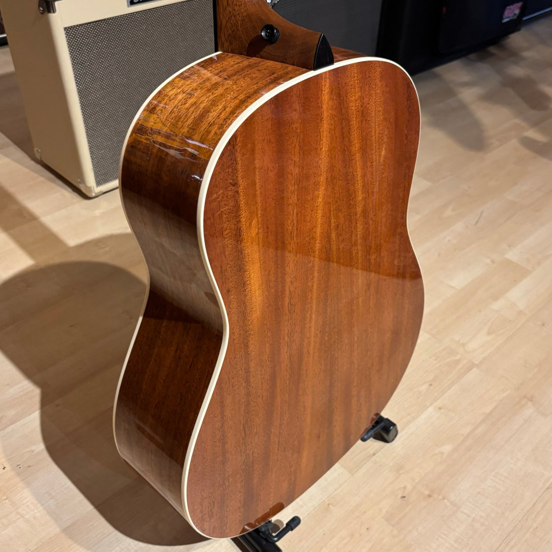 Taylor Gold Label 517e SB Acoustic-Electric Guitar with Case - Sunburst with Fire Stripe Pickguard