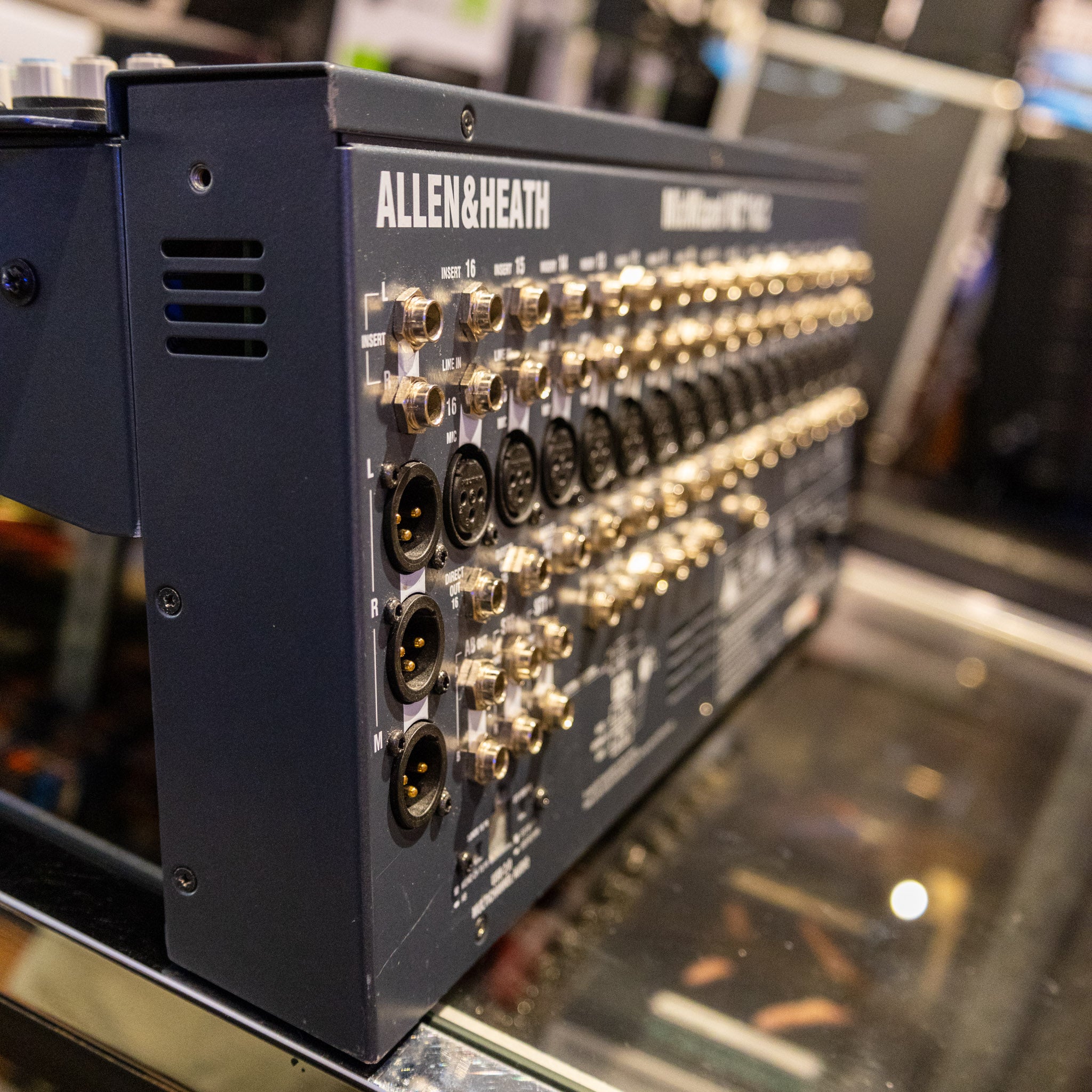 Allen & Heath MixWizard WZ4 16:2 Mixing Console (USED) – Music