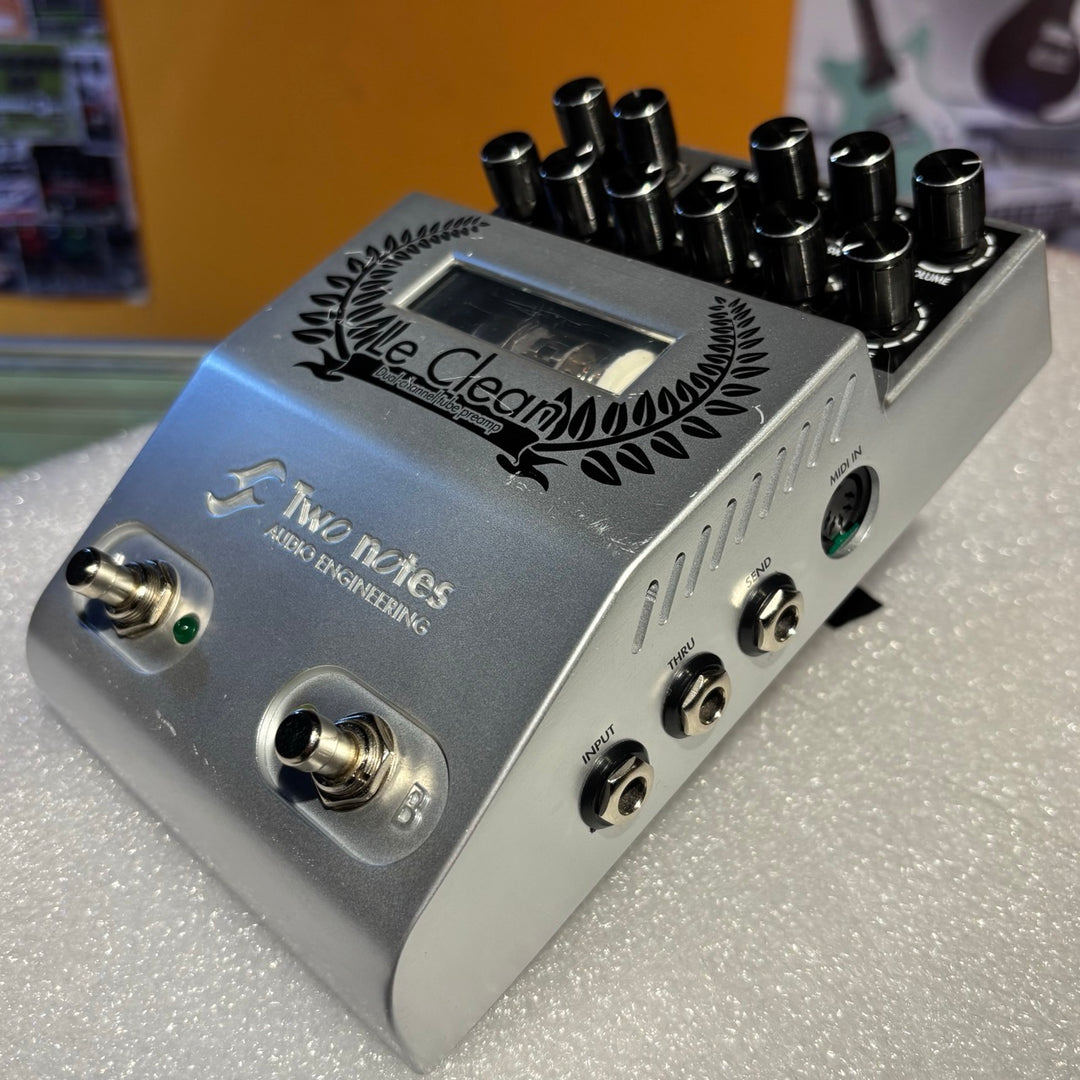 Two Notes - Le Clean Dual MIDI Tube Preamp  w/Power Supply ( No Box Or User Guide)  - USED