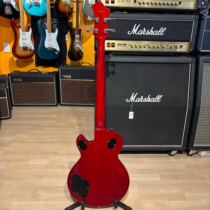 Hagstrom SWEB-WCT Swede Bass with Hagstrom Hard Shell Case (Wild Cherry Transparent)