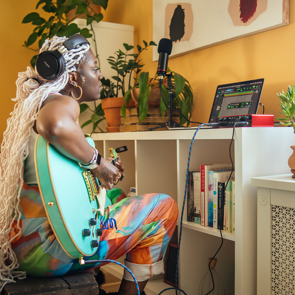 Focusrite Scarlett 2i2 4th Gen Studio Pack w/ Mic and Headphones