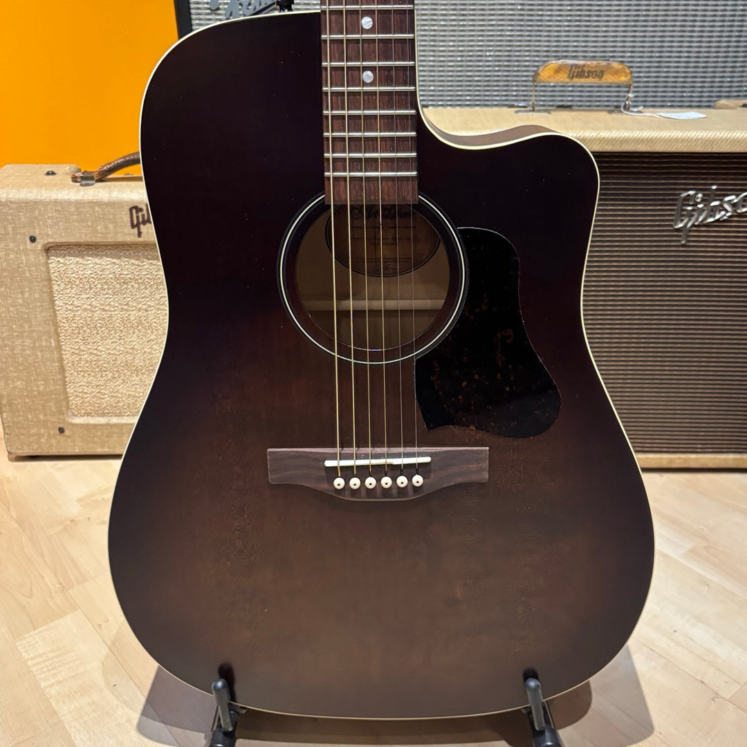 Art & Lutherie - American Burbon Burst CW-QIT Cutaway AC Electric w/ Gig Bag (2024)  - USED