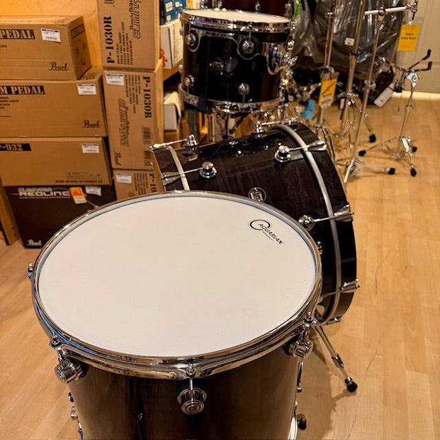 USEDDWPERFORMANCE- DW Performance Lacquered 3 Piece Shell Pack. 24/13/16