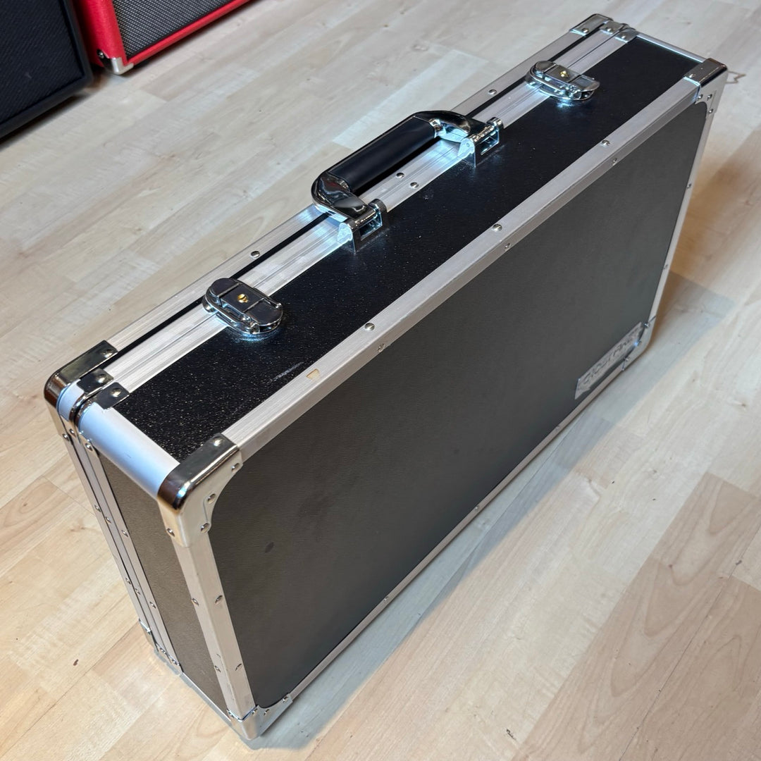 Ghost Fire Audio - Briefcase Pedal Board (13.5"x 22.25"x 5.5" ) - USED