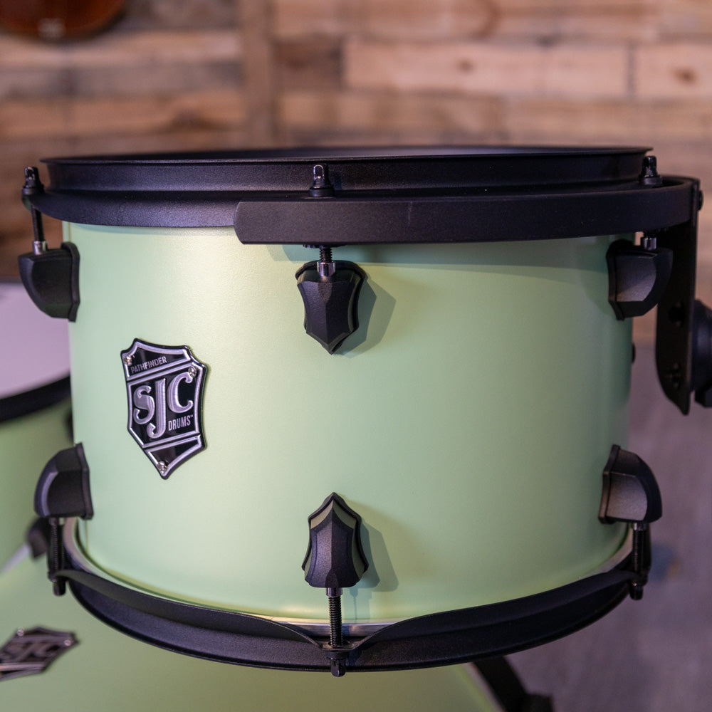 SJC Drums PFK322FBCMWBJ Pathfinder 3pc Kit (8x12,14x16,18x22) - Cosmic Mint, Black HW